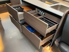 Adria Supersonic 780 DC |  Queensbett |