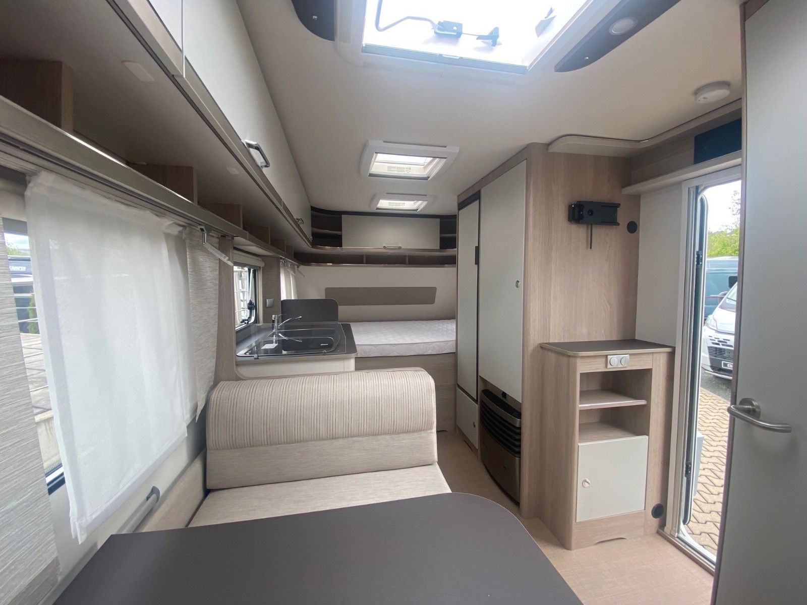 Fahrzeugabbildung Bürstner Premio 395 TS *1.700Kg*Paket 2*TV-Halter*Klappe
