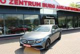 Mercedes-Benz E 200 Lim. 4Matic Automatik Navi Kamera - Mercedes-Benz E 200 mit Benzin-Antrieb: Grau, Limousine