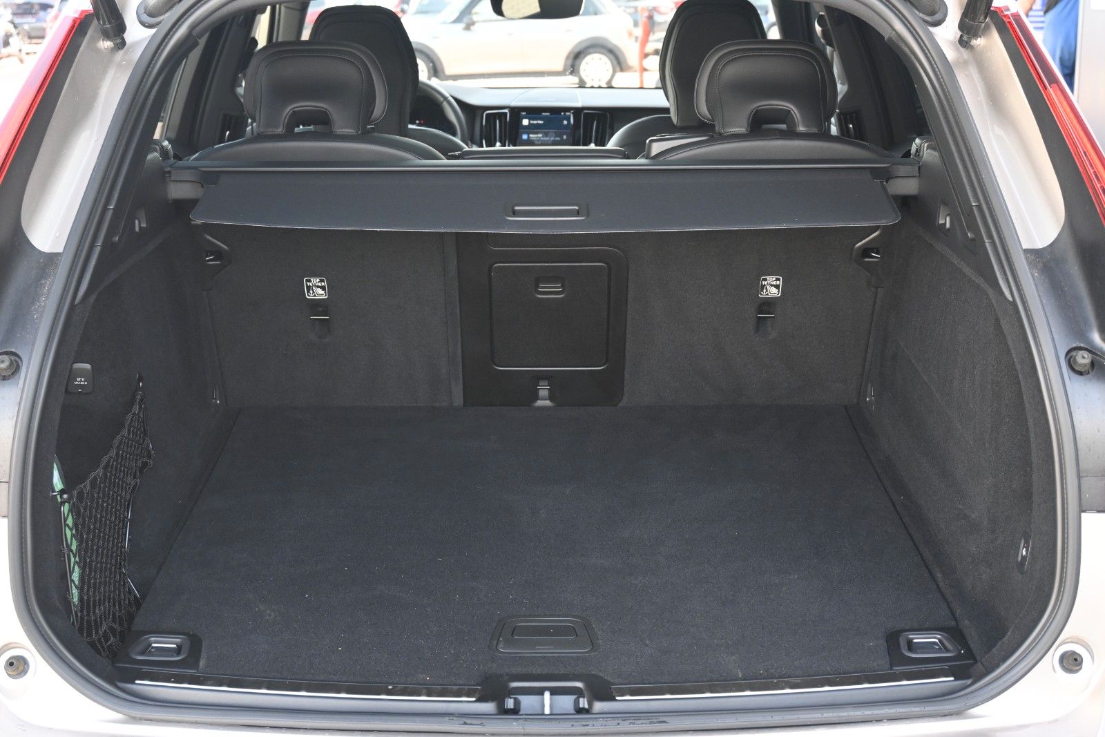 Fahrzeugabbildung Volvo XC60 B4 AWD Plus Dark*LED*PANO*STHZ*H&K*360°*AHK