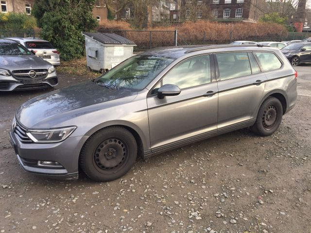 Volkswagen Passat   2,0  Trendline BMT/Start-Stopp