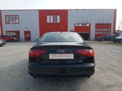 Fahrzeugabbildung A4 Ambiente quattro 3.0 TDI DPF S line Leder Sou