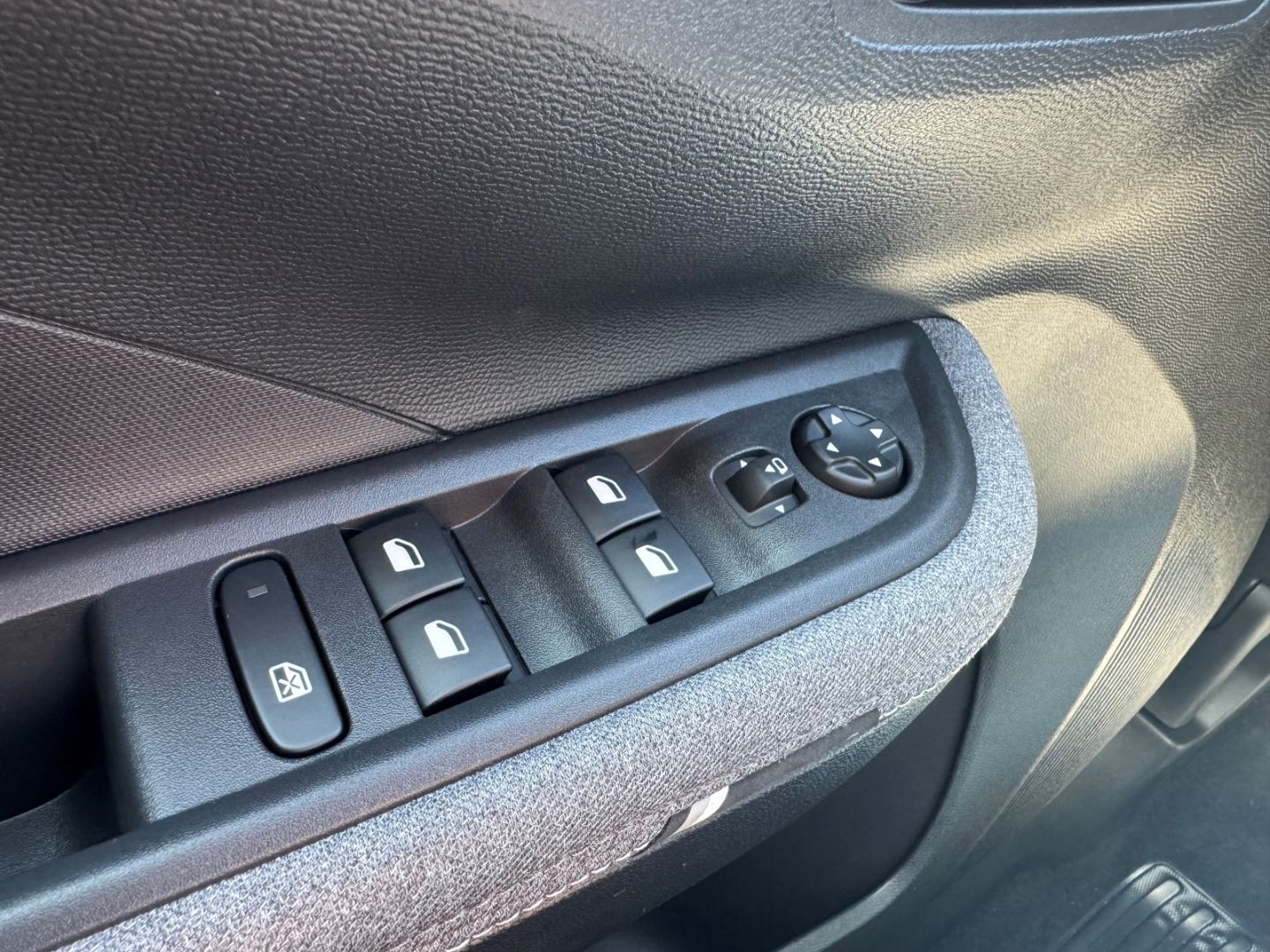 Opel Frontera - Bild 24