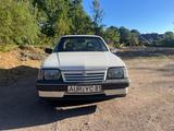 Opel Ascona - Opel Ascona mit Benzin-Antrieb: Automatik