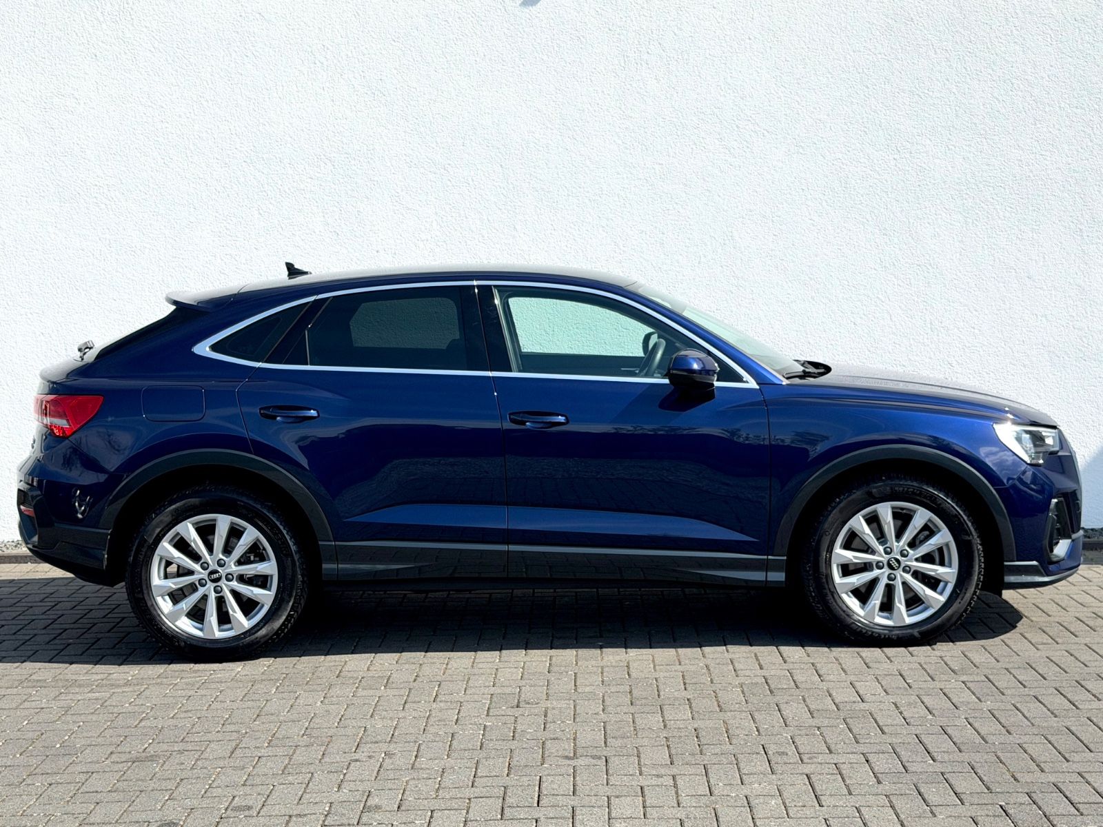 Audi Q3 Sportback 40 TFSI quattro /1.HAND/ foto 4
