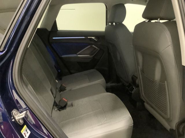 Q3 advanced 35 TDI S tronic,Kamera,AHZV,LED,Navi