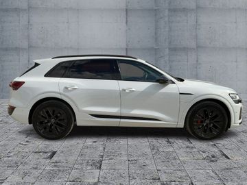 Audi Q8 e-tron - 7