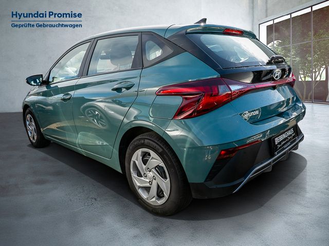Hyundai i20 1.2 Select Spurhalteassistent Navi Kamera