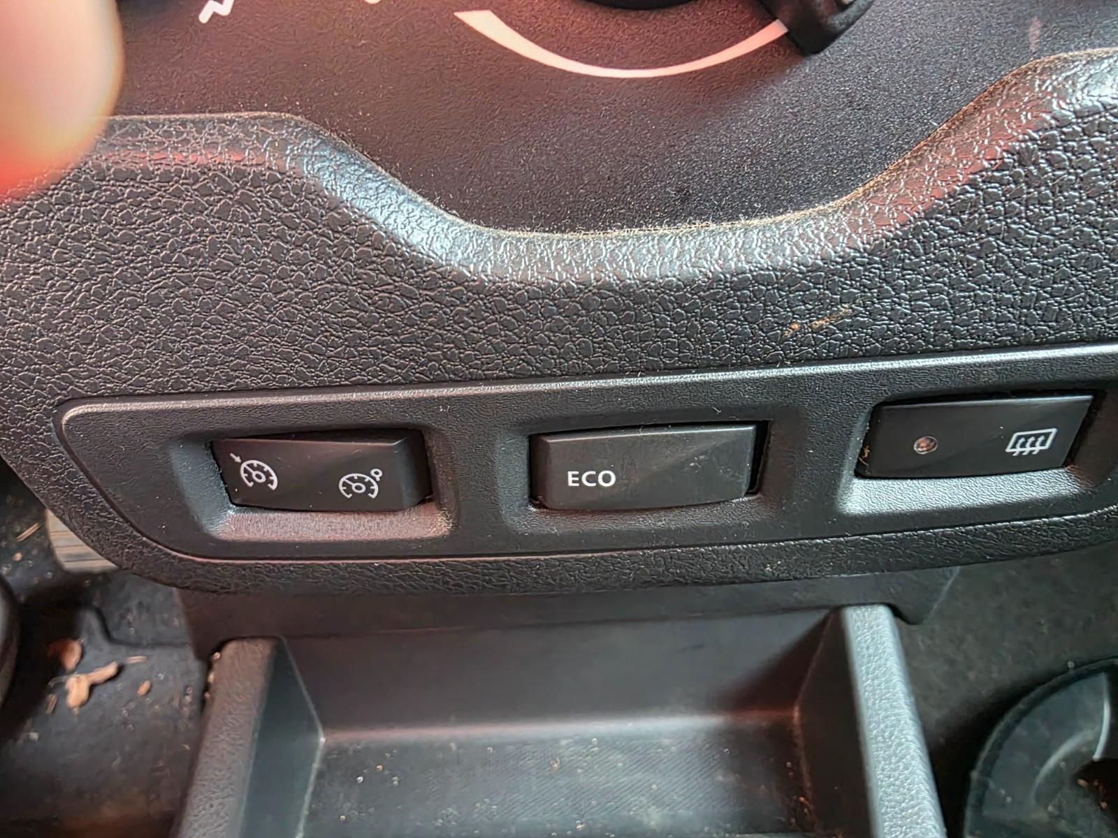 Dacia Lodgy 2014 — photo 10