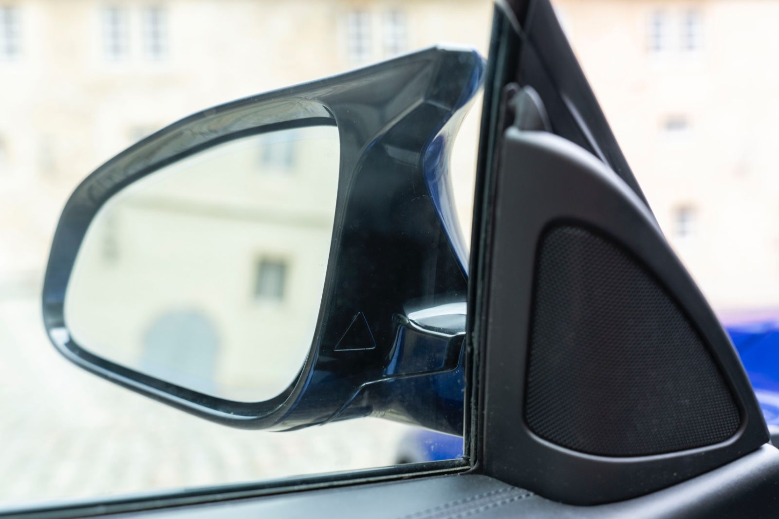 Fahrzeugabbildung BMW M4 CS Head UP LED NAV KAM PDC DKG