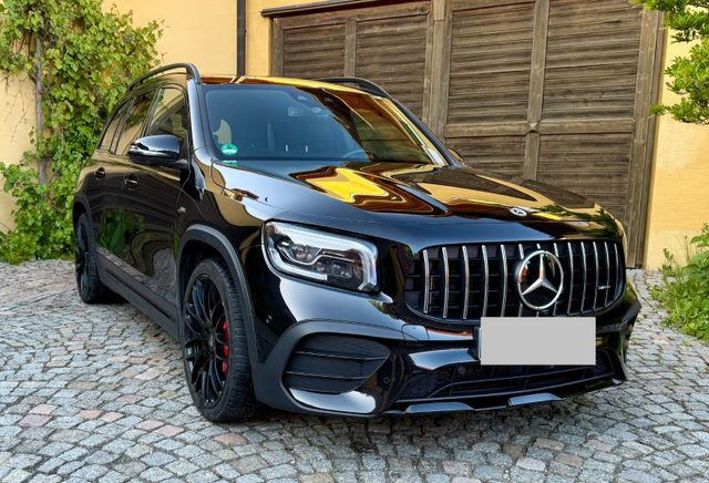 MERCEDES-BENZ GLB 35 AMG Mercedes-AMG GLB 35 4MATIC DCT Me...