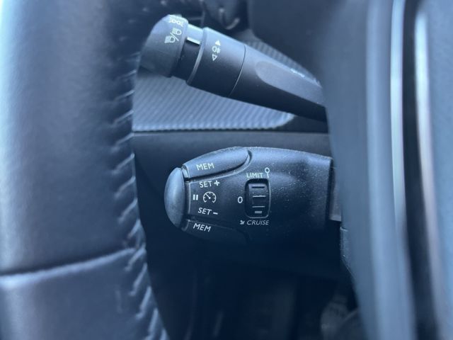 Peugeot 2008 PureTech 100 Stop&Start Allure Pack