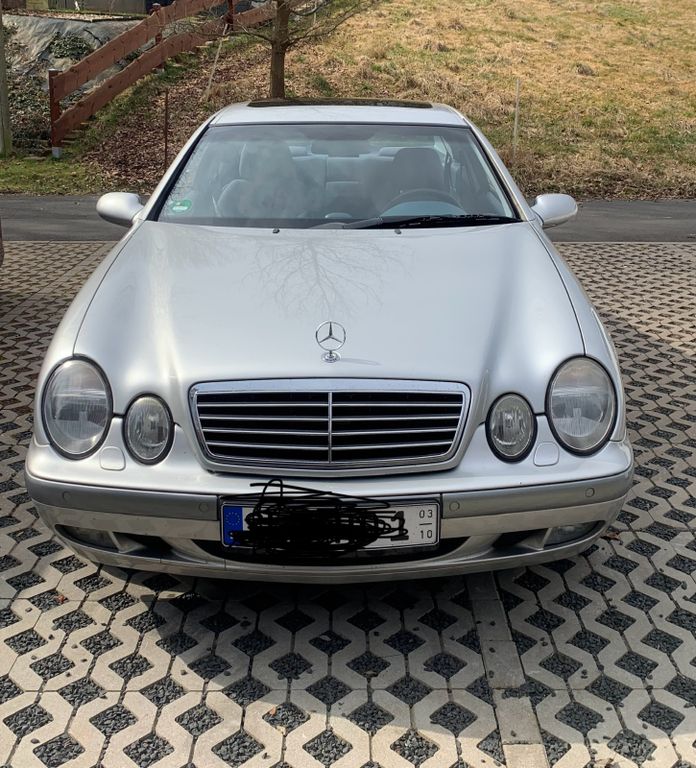 Mercedes-Benz CLK 230