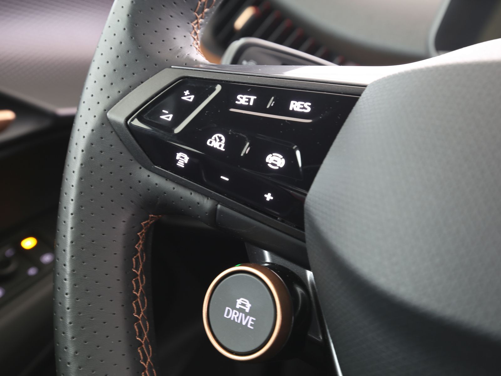 Cupra Tavascan - Bild 14