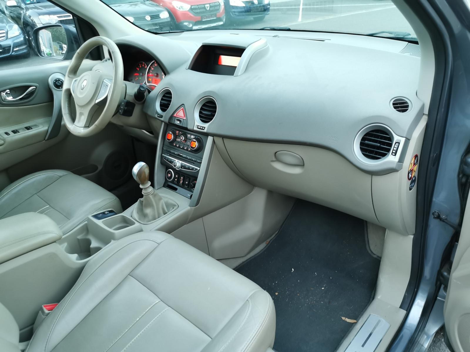 Renault Koleos 2009 — photo 18