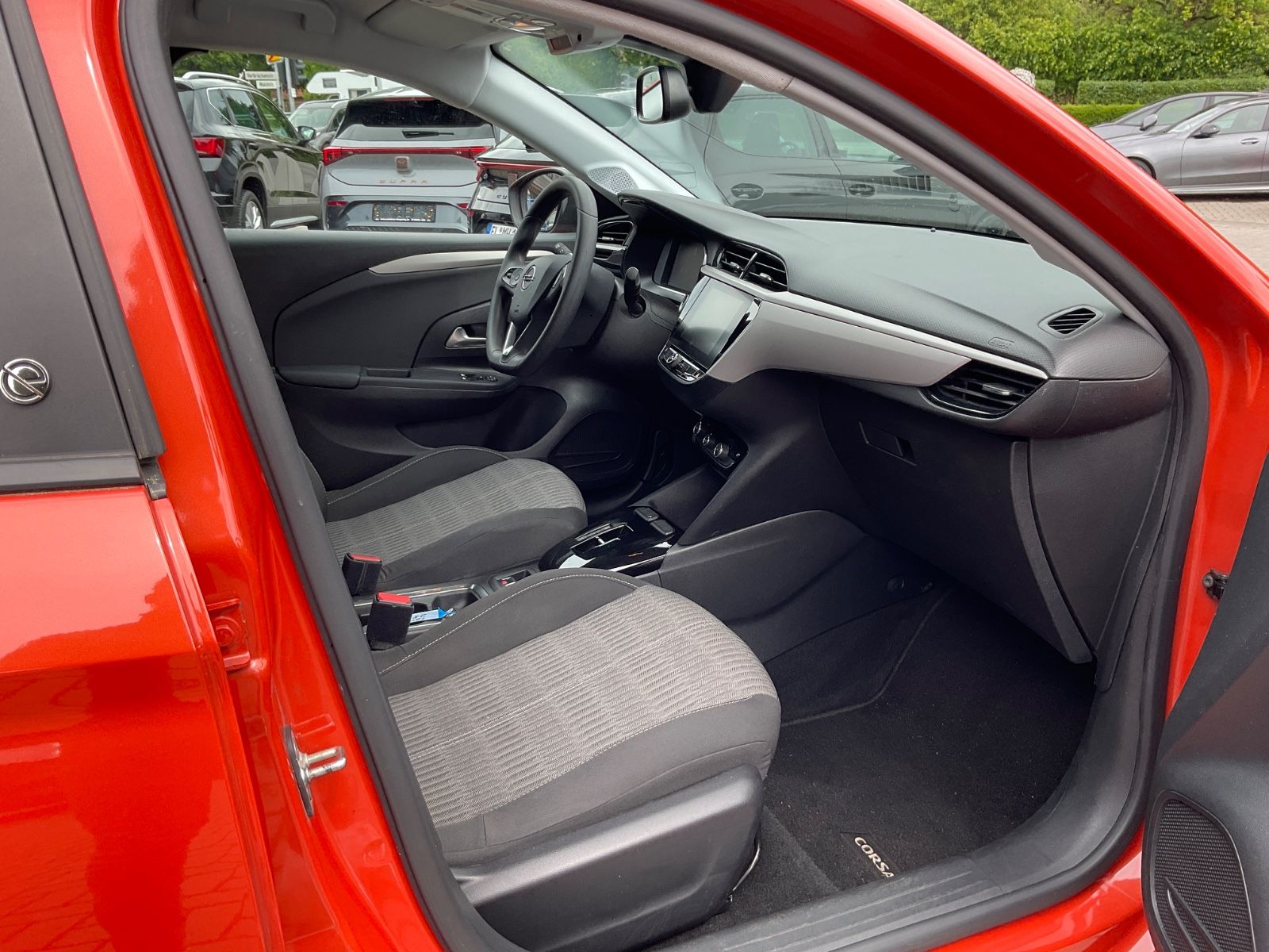 Fahrzeugabbildung Opel Corsa 100KW Edition,50 KWS,CarPlay,Spur,Telefon