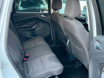 Ford Kuga - 11
