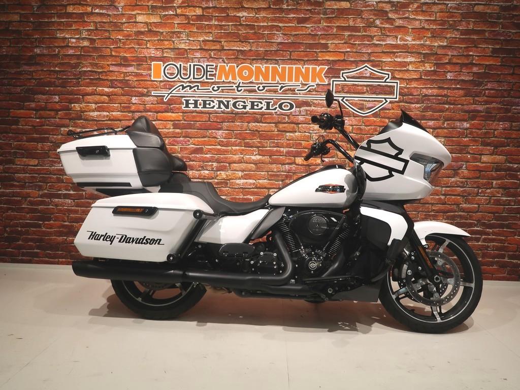 Harley-Davidson FLTRX Road Glide 117