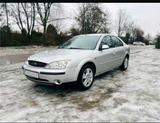 Ford Mondeo 2.0 Ghia - gebrauchte Ford Mondeo aus dem Jahr 2001