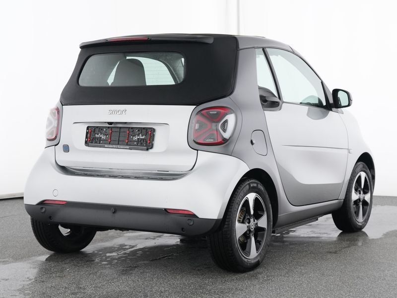 Fahrzeugabbildung Smart EQ cabrio passion 22KW*LED*WINTER-PAKET*KAMERA