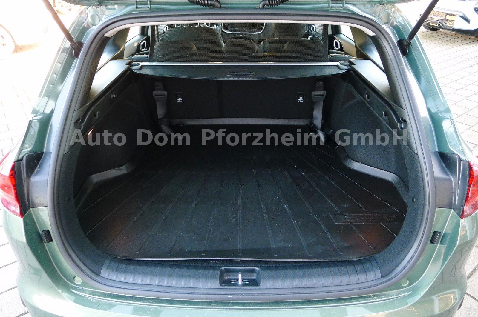 Kia Ceed SW 1.5T DCT Vision / Komfort+/NAVI