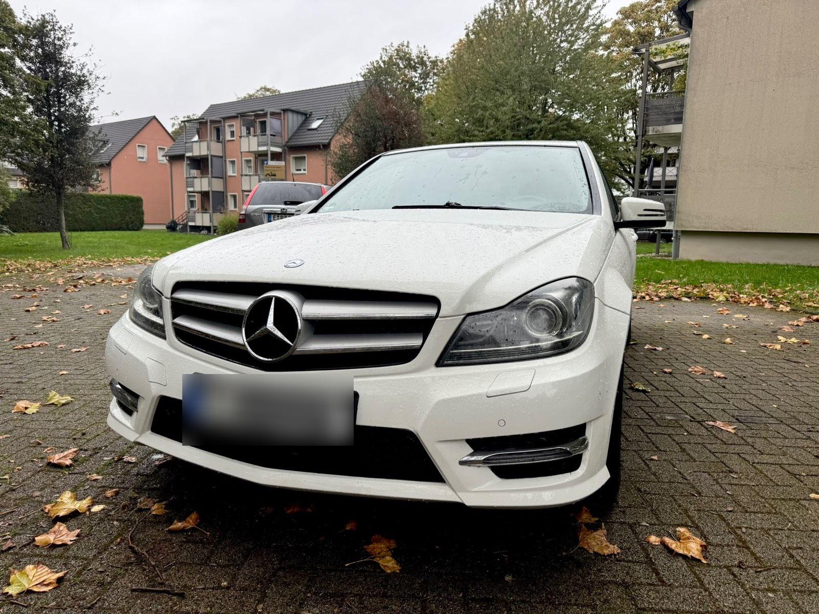 Mercedes-Benz C 220