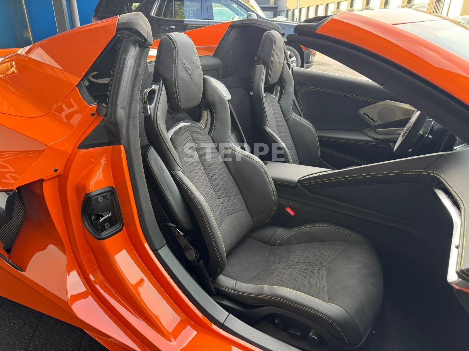 Corvette C8 Stingray Convertible 3LT EU-Modell Frontlift