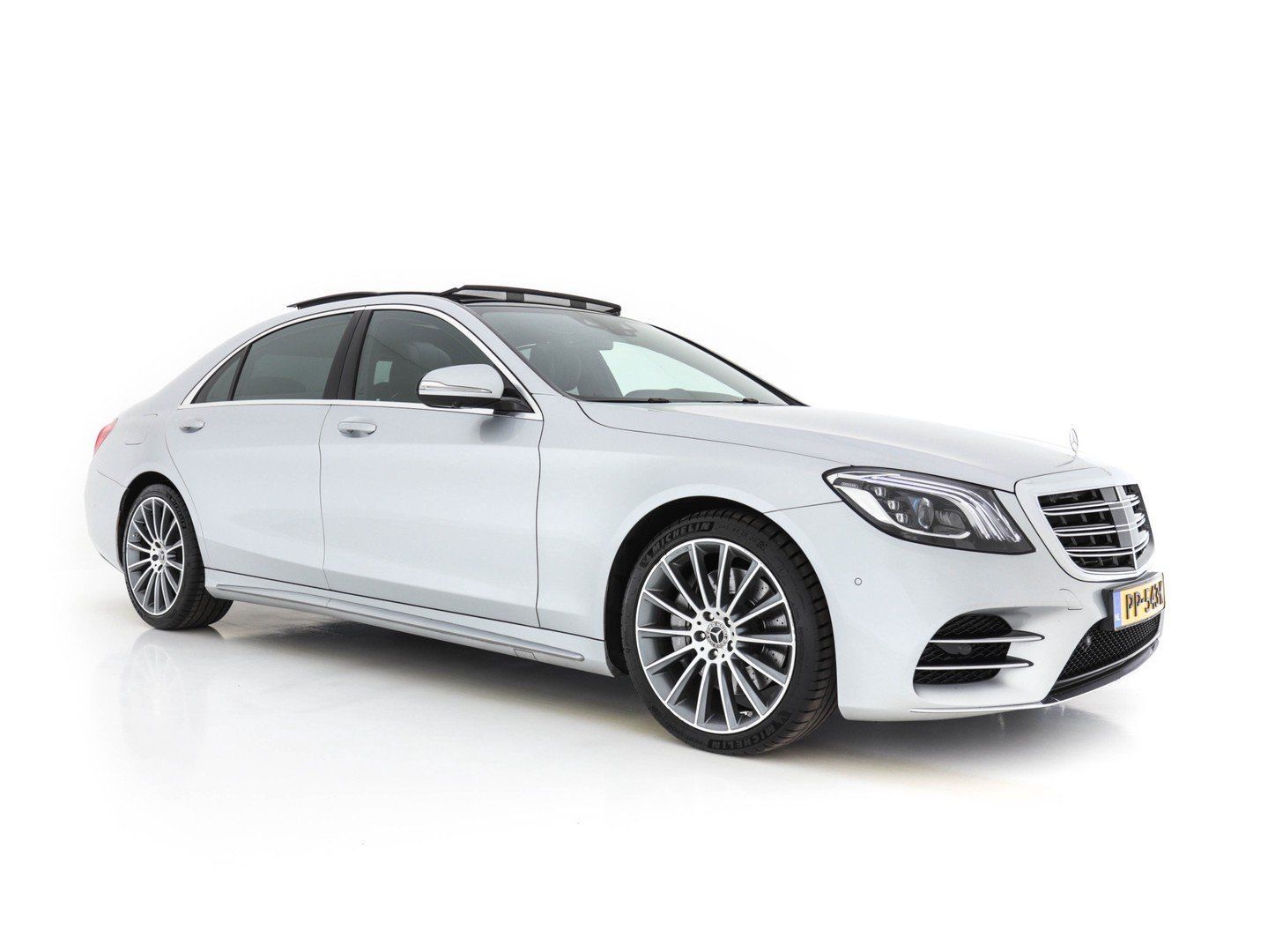 MERCEDES-BENZ S 400 400d AMG-Line 4-Matic Lang Aut. *PANO | LE