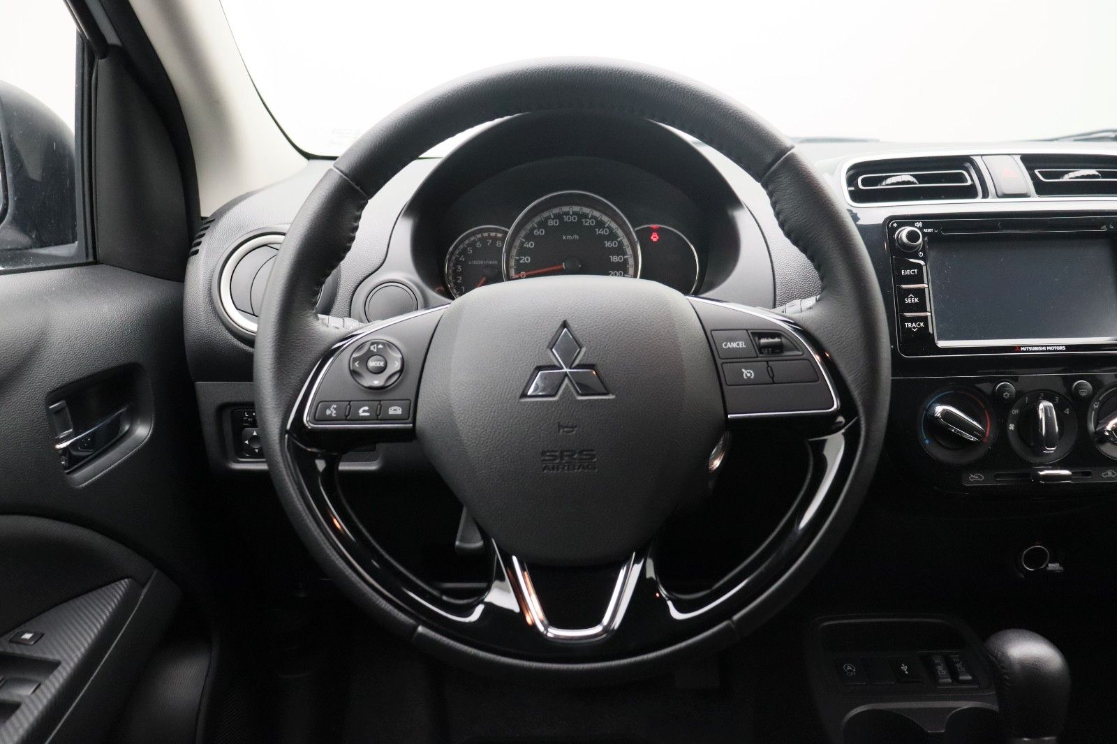Fahrzeugabbildung Mitsubishi Space Star 1.2 Intro Edition+