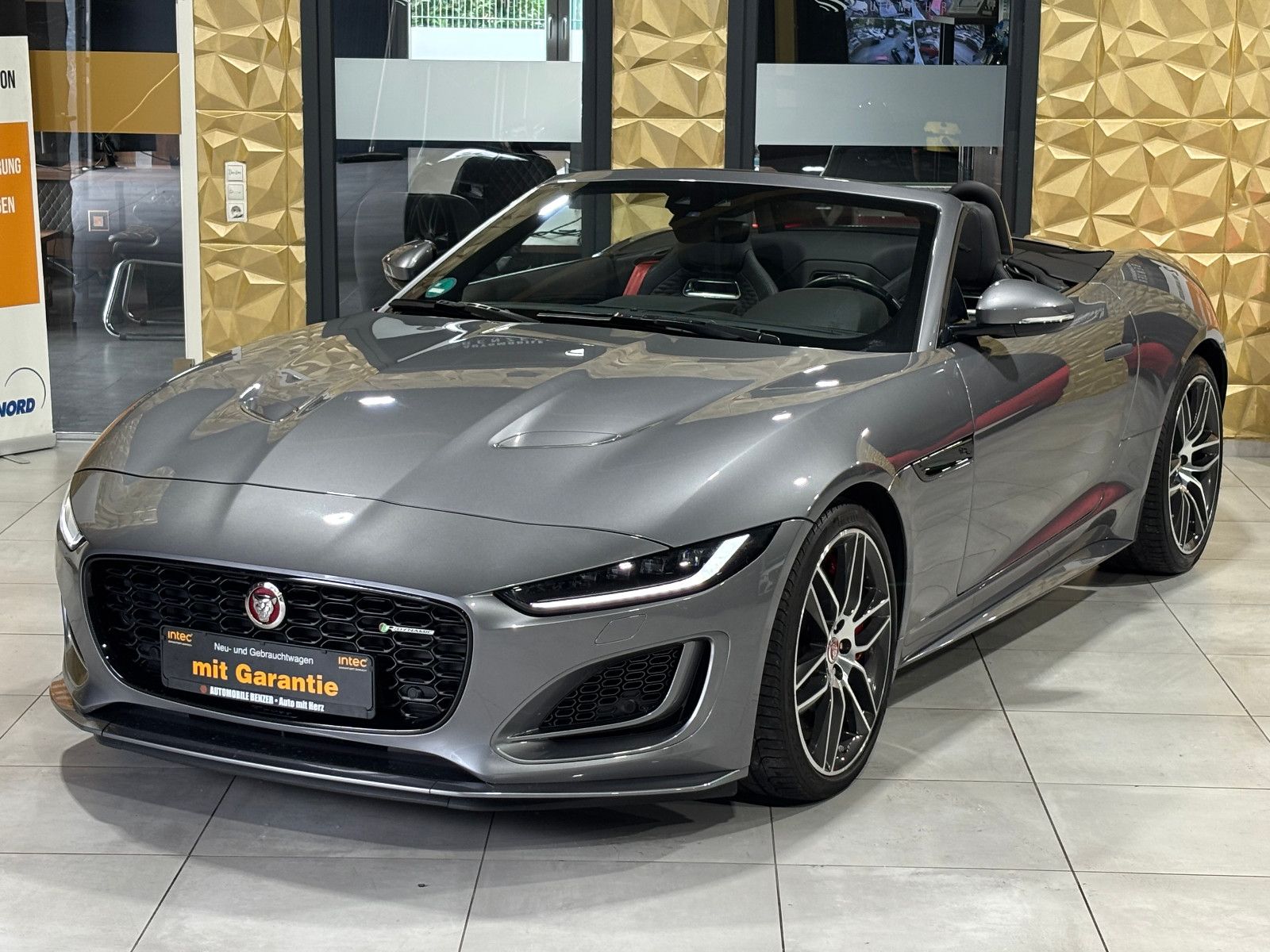 Fahrzeugabbildung Jaguar F-TYPE Cabriolet**SOUND**NAVI**KAMERA**APPLE**