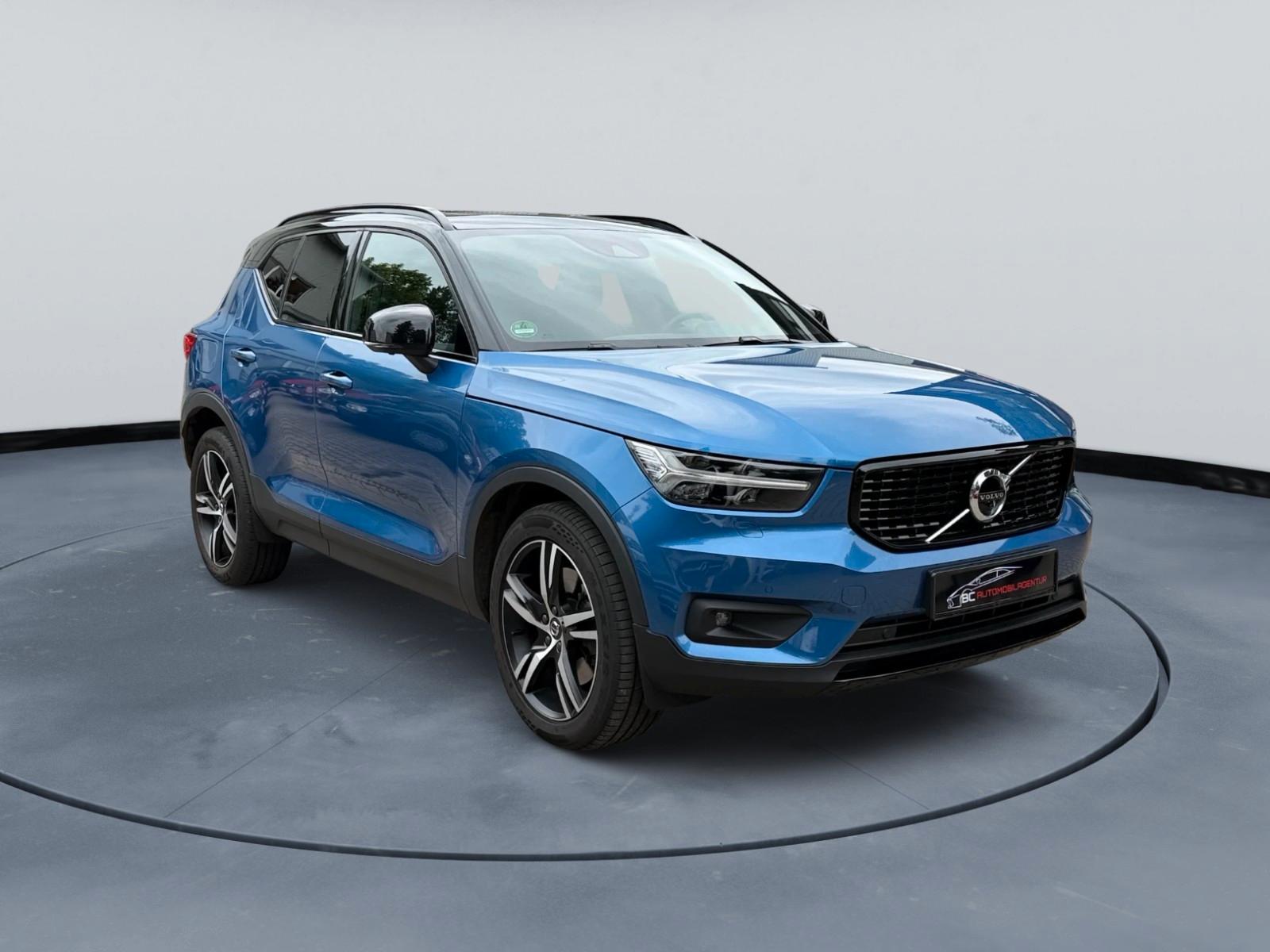 Volvo T5 XC40 R Design Recharge Plug-In H&K PANO