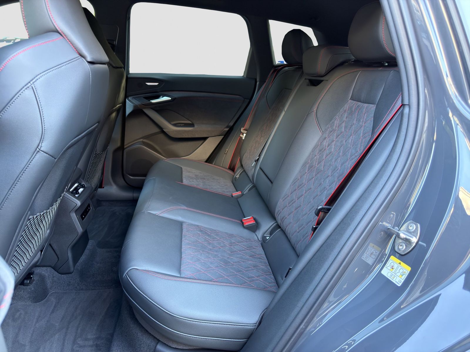 Audi Q6 e-tron - Bild 10