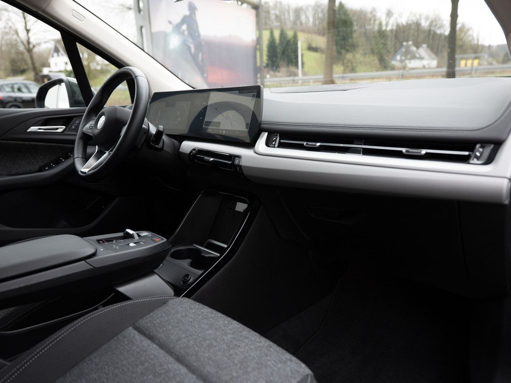 BMW 220 Active Tourer - Bild 12