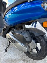 Peugeot Kisbee 49ccm 25/45 km/h - ROLLER KM 25
