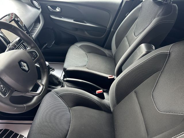 Fahrzeugabbildung Renault Clio+Navi+Allwetter+PDC+SHZ+Klima+LED-Tag+Tempom