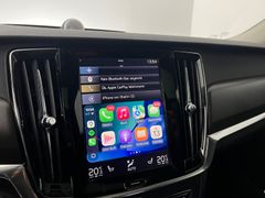 VOLVO V90 Cross Country D5 ALLRAD / 1.HD /235PS /B&W VOLVO V90 Cross Country D5 ALLRAD / 1.HD /235PS /B&W