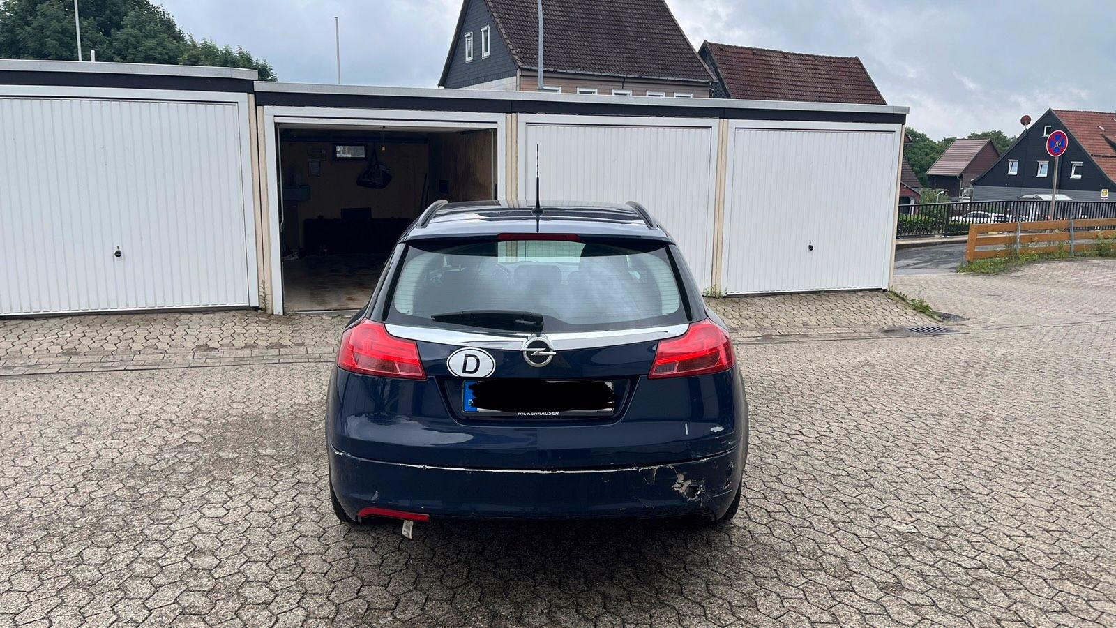 Opel Insignia 2009 — engine 110 HP (81kW)