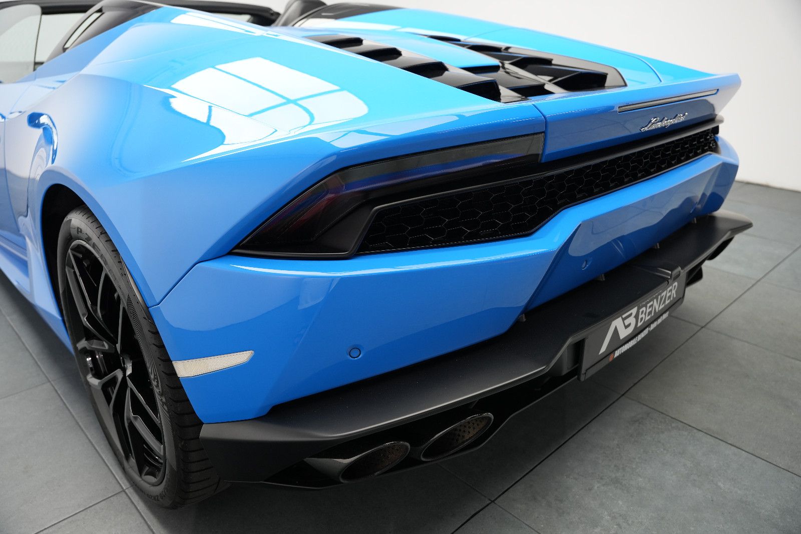 Fahrzeugabbildung Lamborghini Huracán/SPYDER/LIFT/KAMERA/LP610/KERAMIK/