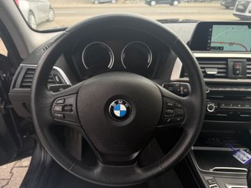 BMW 118 - 8