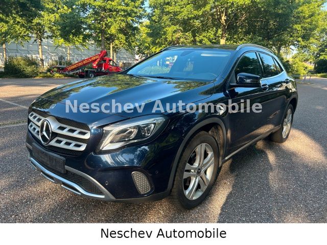 Mercedes-Benz GLA 220 d 4Matic 7G-tr Urban /Comand/LED/TotW/18