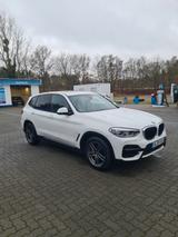 BMW X3 xDrive30d ADVANTAGE AT ADVANTAGE - BMW X3 ADVANTAGE mit Diesel-Antrieb