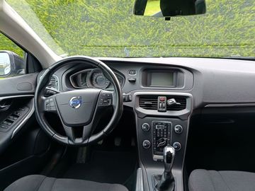 Volvo V40 - 11