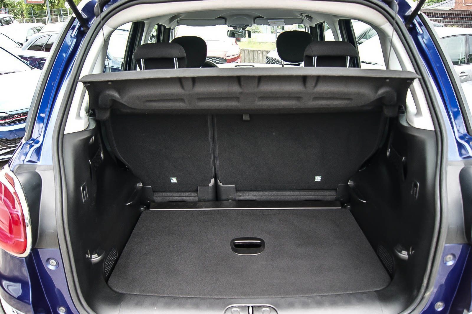 Fahrzeugabbildung Fiat 500 L 1.4T-Jet URBAN Pop-Star NAVI PDC 1.HAND
