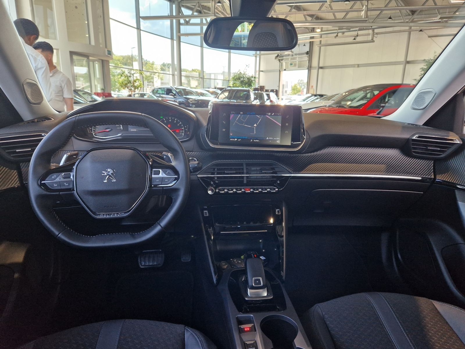 Fahrzeugabbildung Peugeot 2008 Allure PANO KLIMA LED NAVI ALU