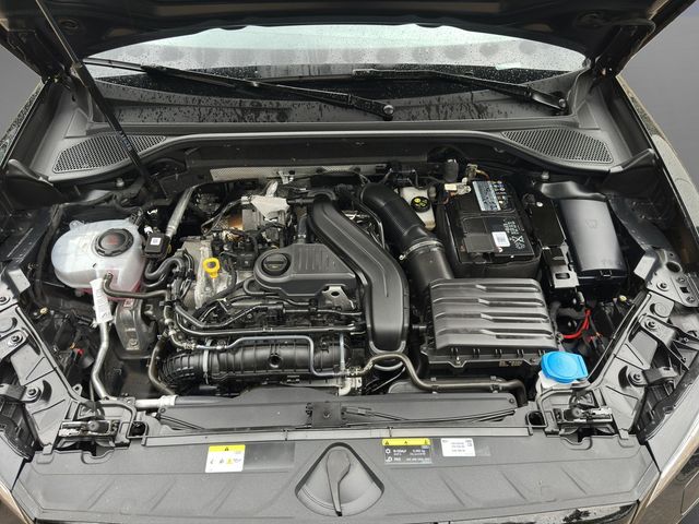 Q2 35 1.5 TFSI S line SHZ MATRIX-LED