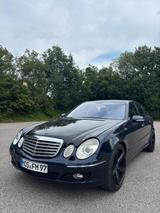 Mercedes-Benz E 500 4MATIC AVANTGARDE Avantgarde - Mercedes-Benz E 500 mit LPG-Antrieb