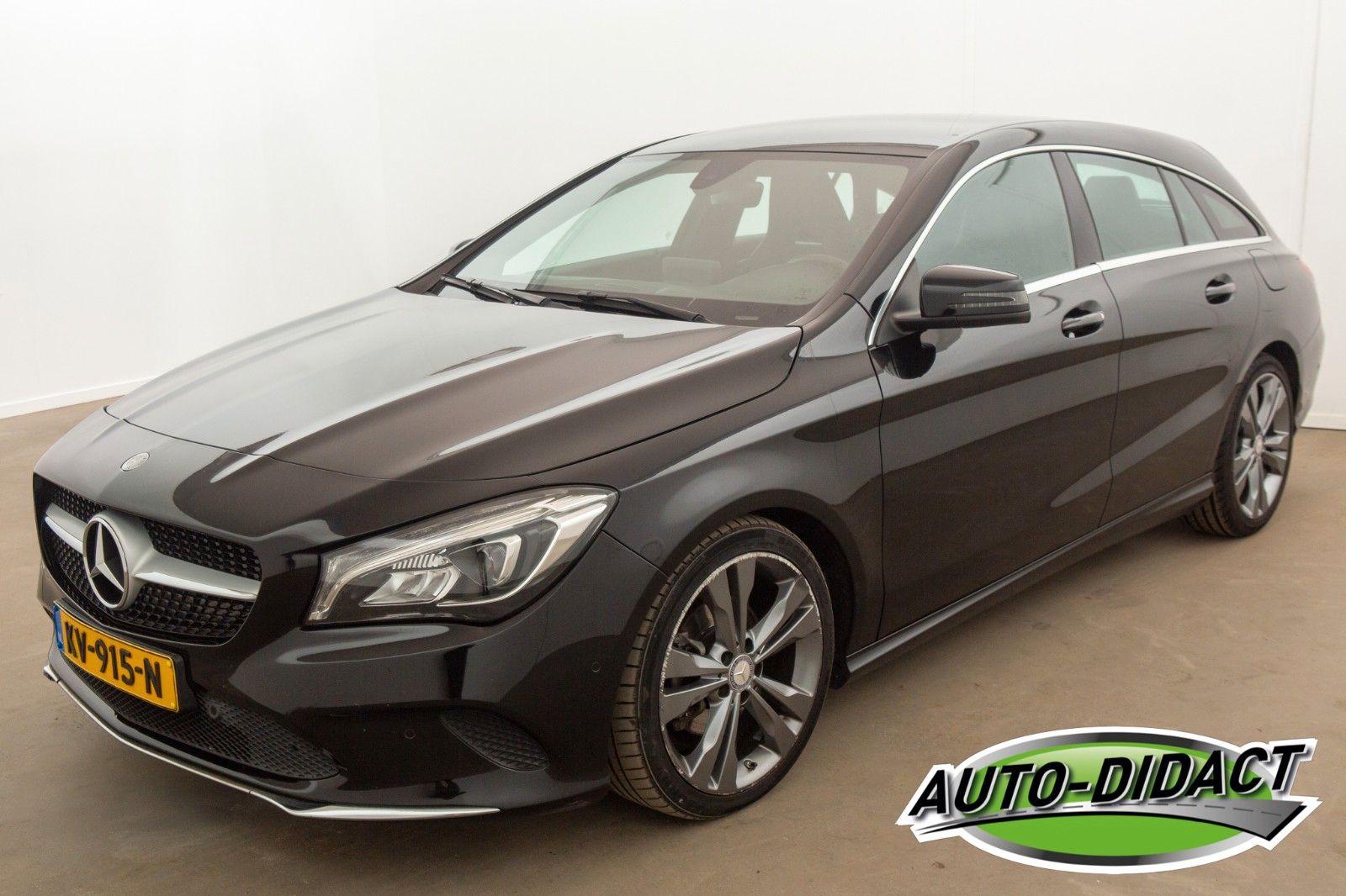 Mercedes-Benz CLA 200d Shooting Brake Automatik