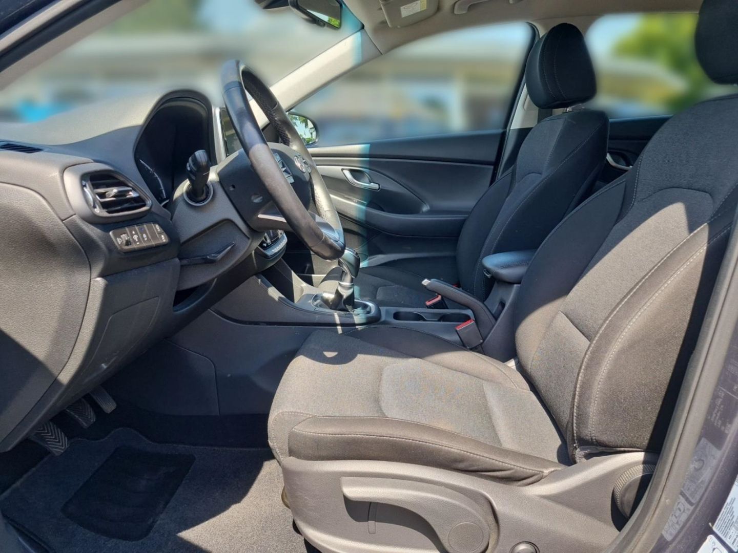 Fahrzeugabbildung Hyundai i30 FL Edition 30 PLUS Sitzheizung PDC Klima
