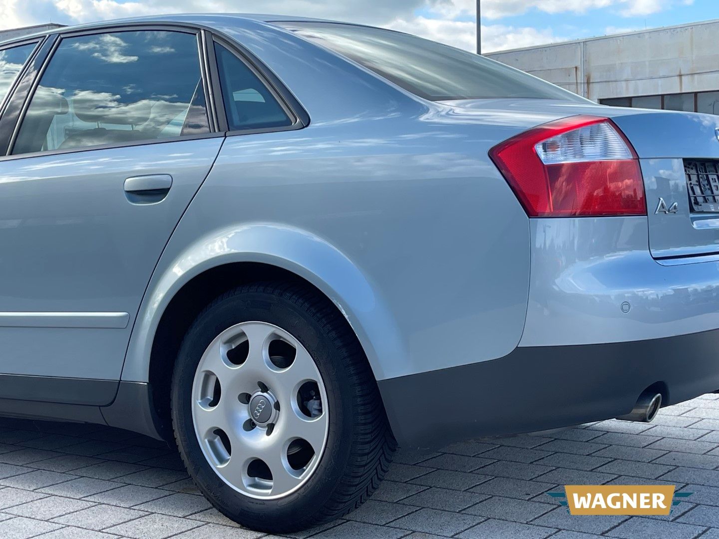 Fahrzeugabbildung Audi A4 1.8T 1-Hand Scheckheft lückenlos