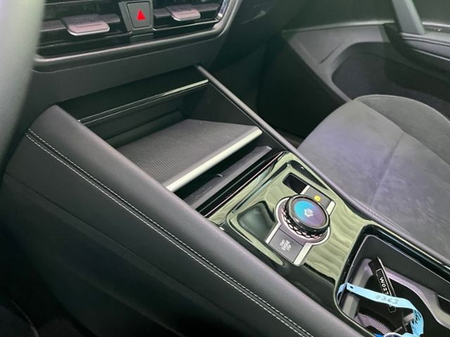 Fahrzeugabbildung Volkswagen Tayron 2.0 TDI DSG ELEGANCE AHK NAVI LED-PLUS
